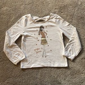 Girls white and gold long sleeve graphic tee. Size 5/6(S).